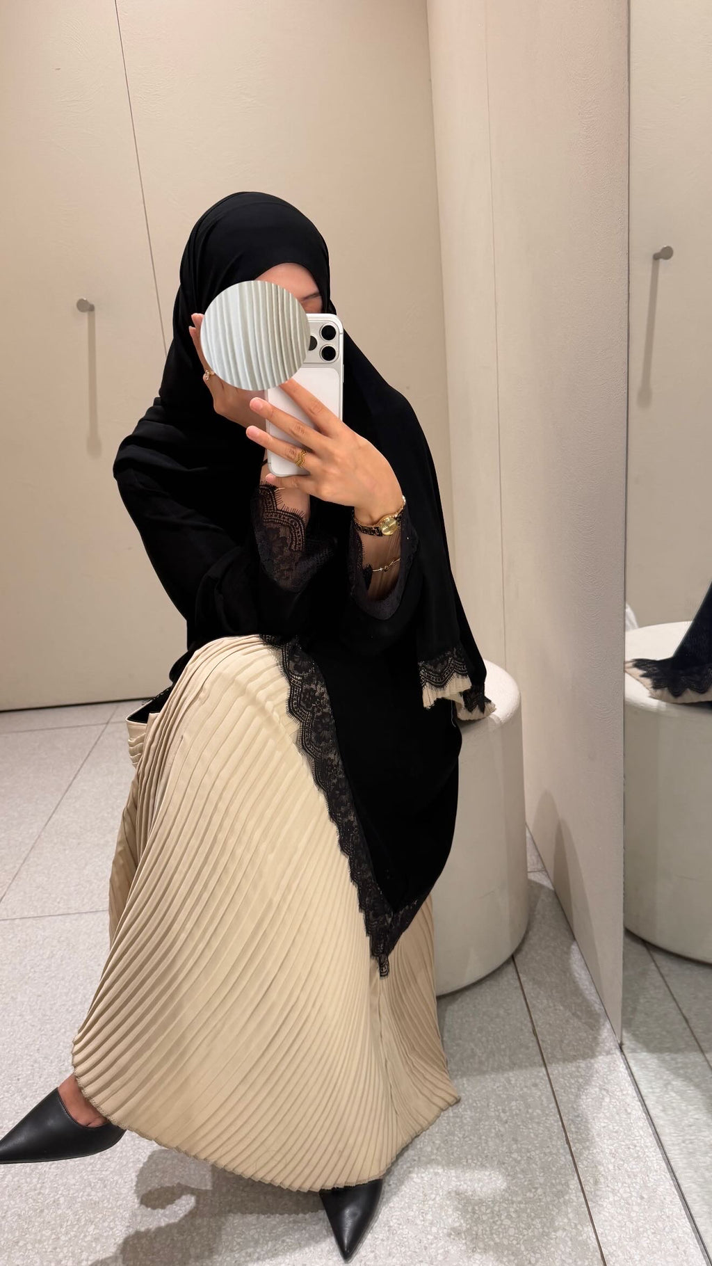 Layal Beige